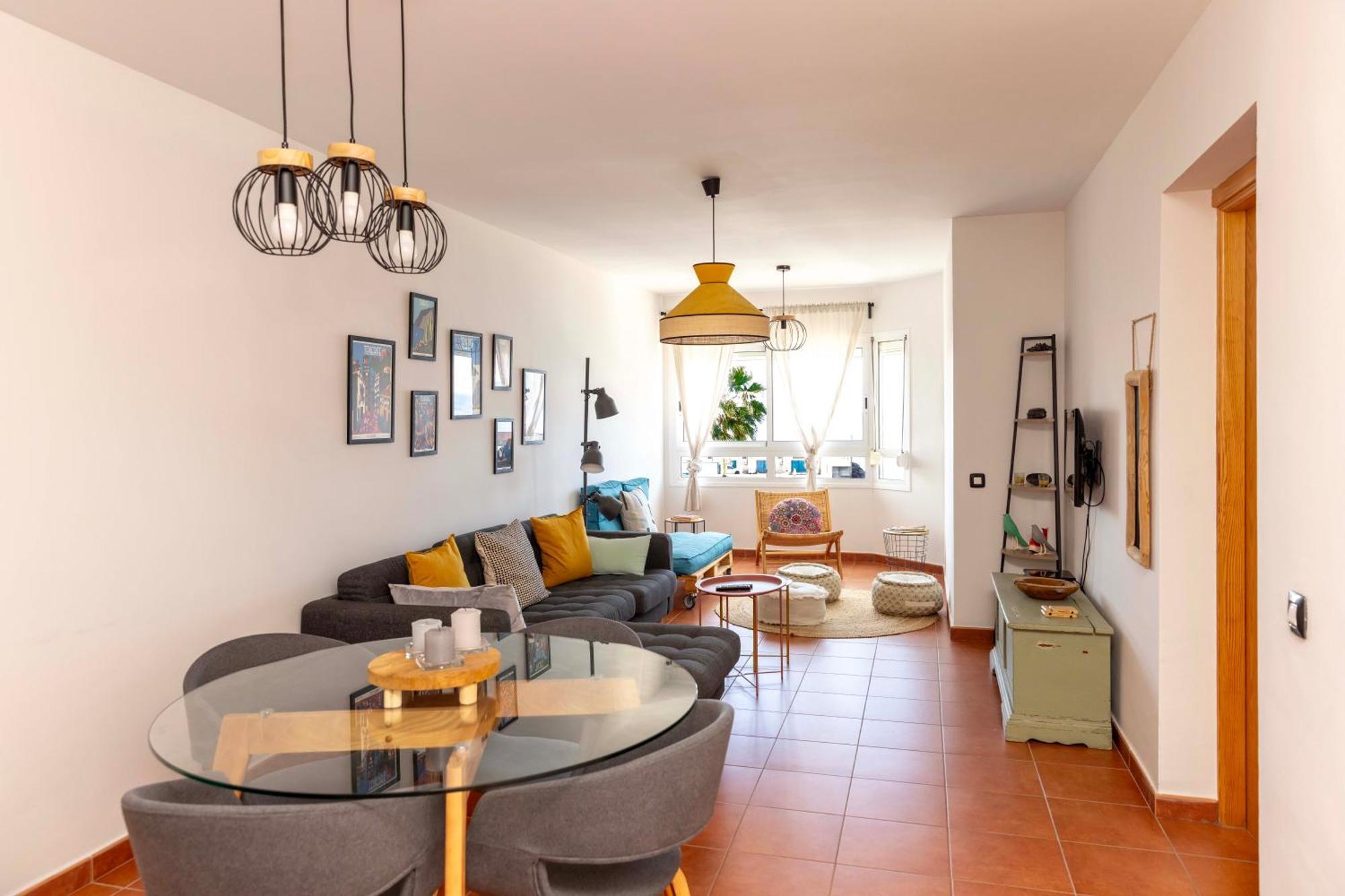 Apartment Artistic Beachfront