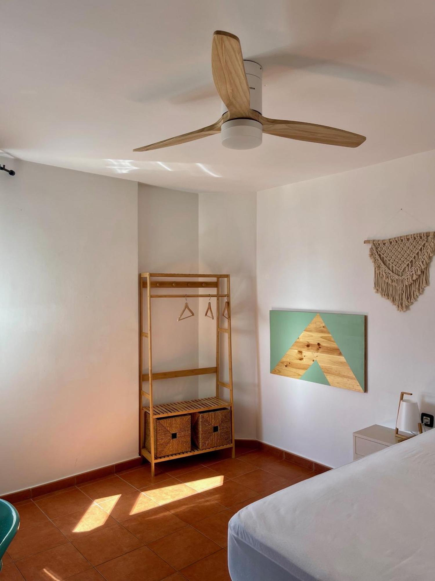 Artistic Beachfront Apartamento Radazul